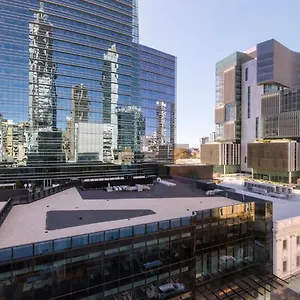 Oaks 4*, Perth Australia