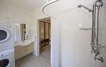 Apollo Jewel Beachfront Apartments South Mission Beach Holiday park